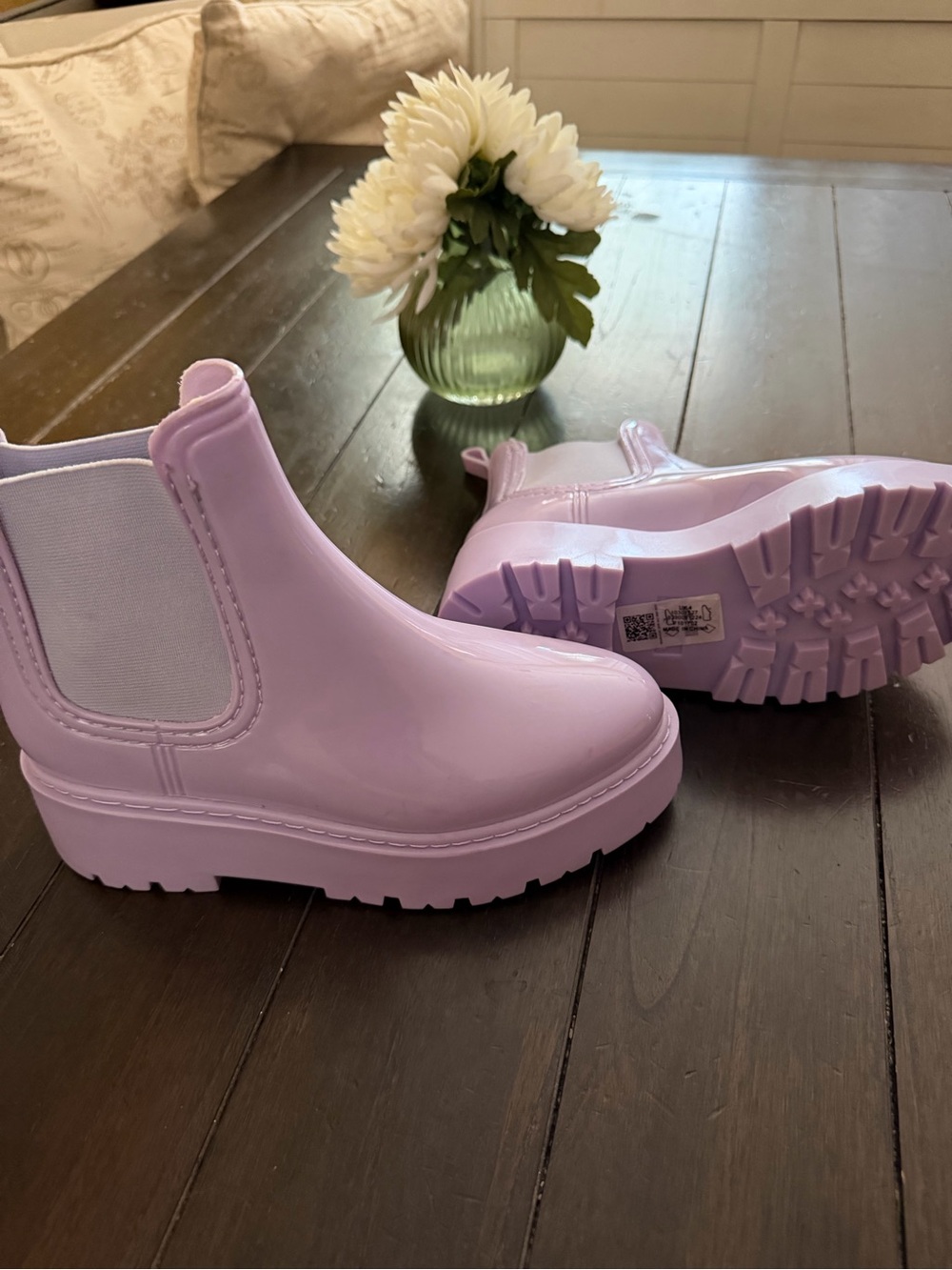Lilac Rain Boots Chelsea-Style Booties